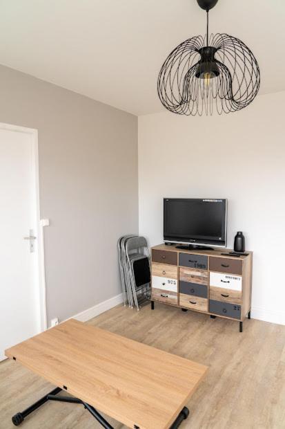 F2 Hypercentre Clermont Ferrand Apartment Bagian luar foto